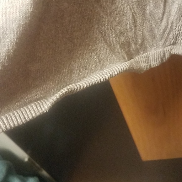 (3 for $25) American Eagle Outfitters Sweater - Picture 5 of 5